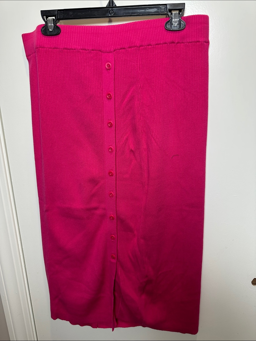Button-Front Midi Skirt in Bright Fuchsia Pink (06)